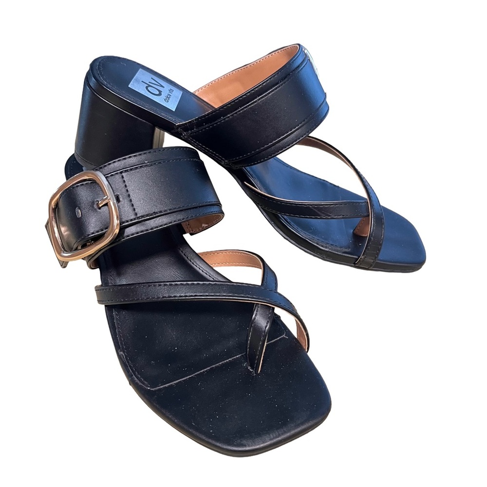 NEW Dolce Vita Lavurn Black Toe Loop Heel Sandal Womens Sz 7.5 Slide Mule